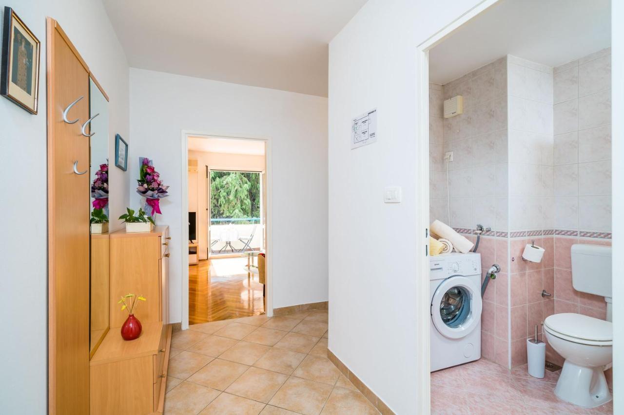 Lia Apartment